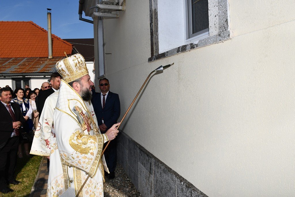 Binecuvântarea lucrărilor la biserica din Bolvașnița 360081