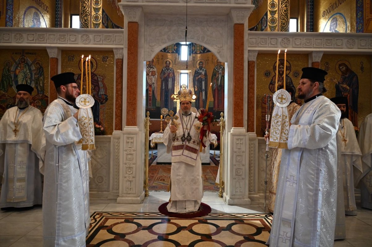 Hramul Catedralei Episcopale din Oradea 360109