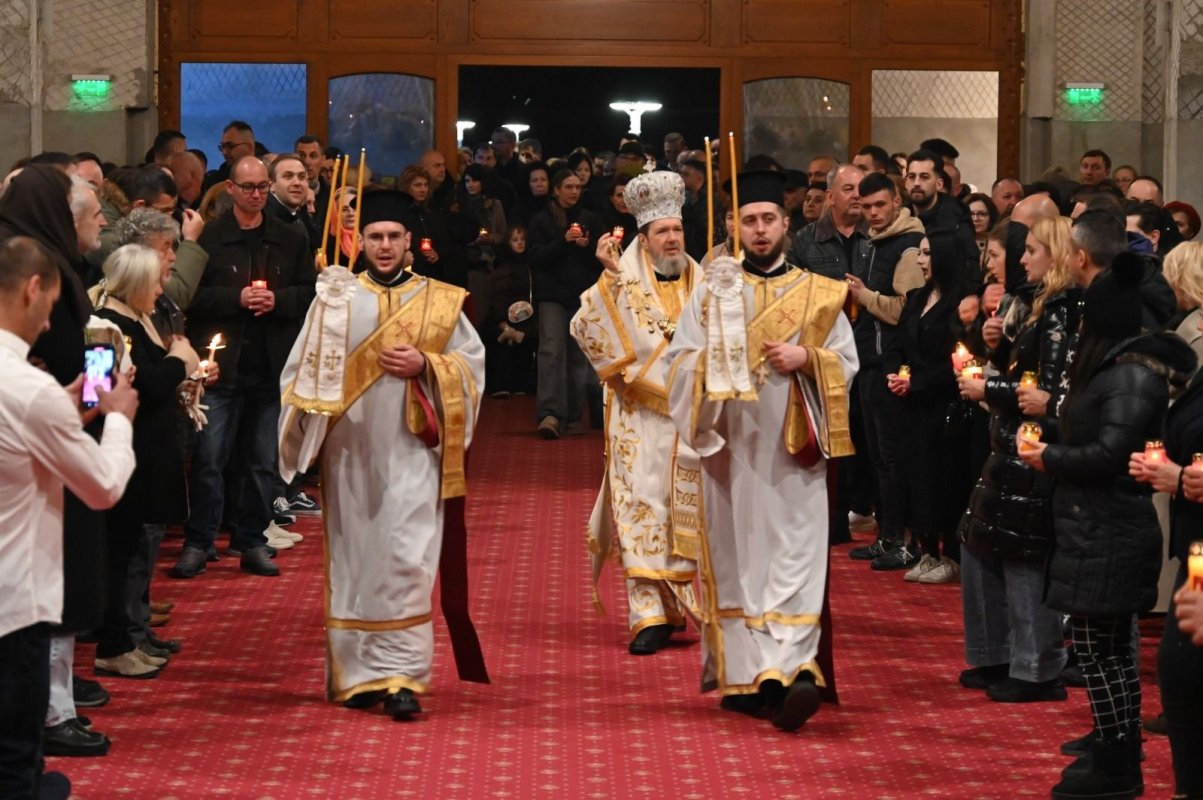 Hramul Catedralei Episcopale din Oradea 360111