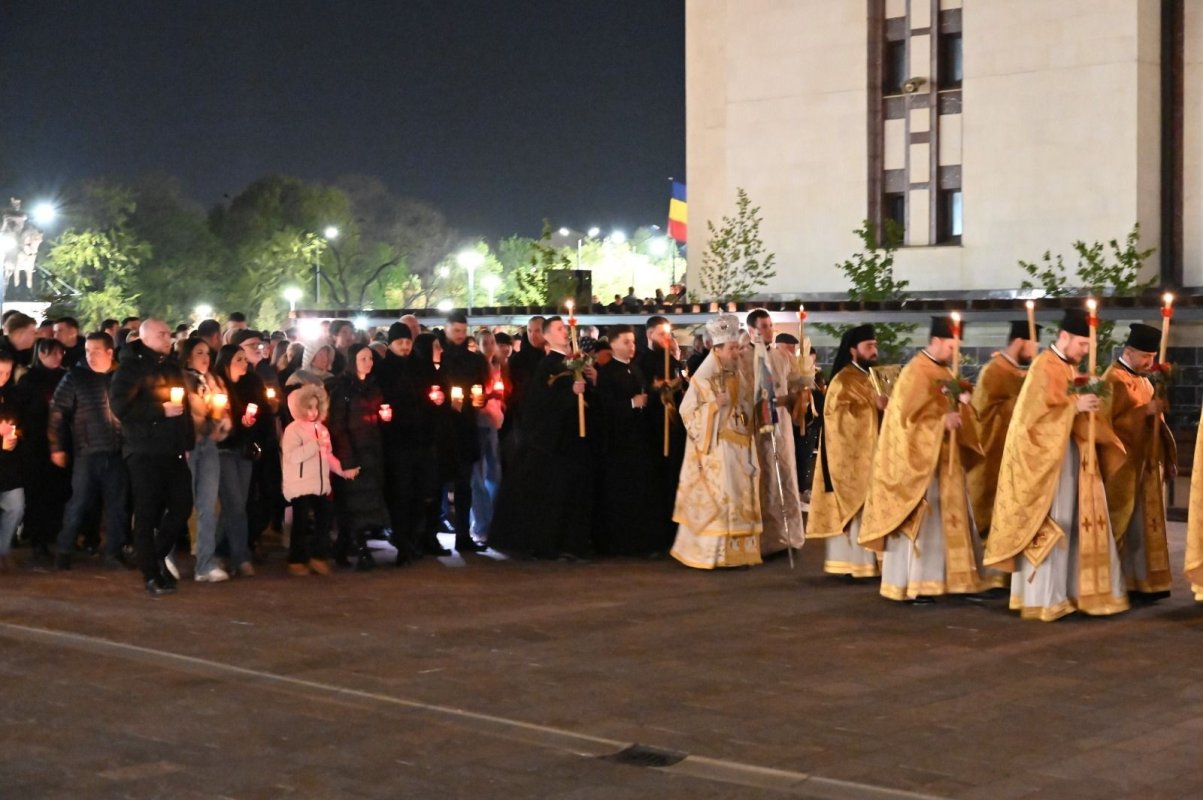 Hramul Catedralei Episcopale din Oradea 360113