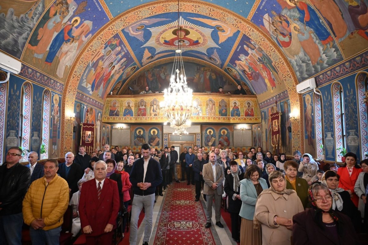 Hramul Catedralei Episcopale din Oradea 360115