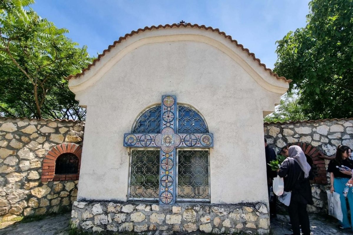 Procesiuni la izvoare tămăduitoare din țara noastră 360123