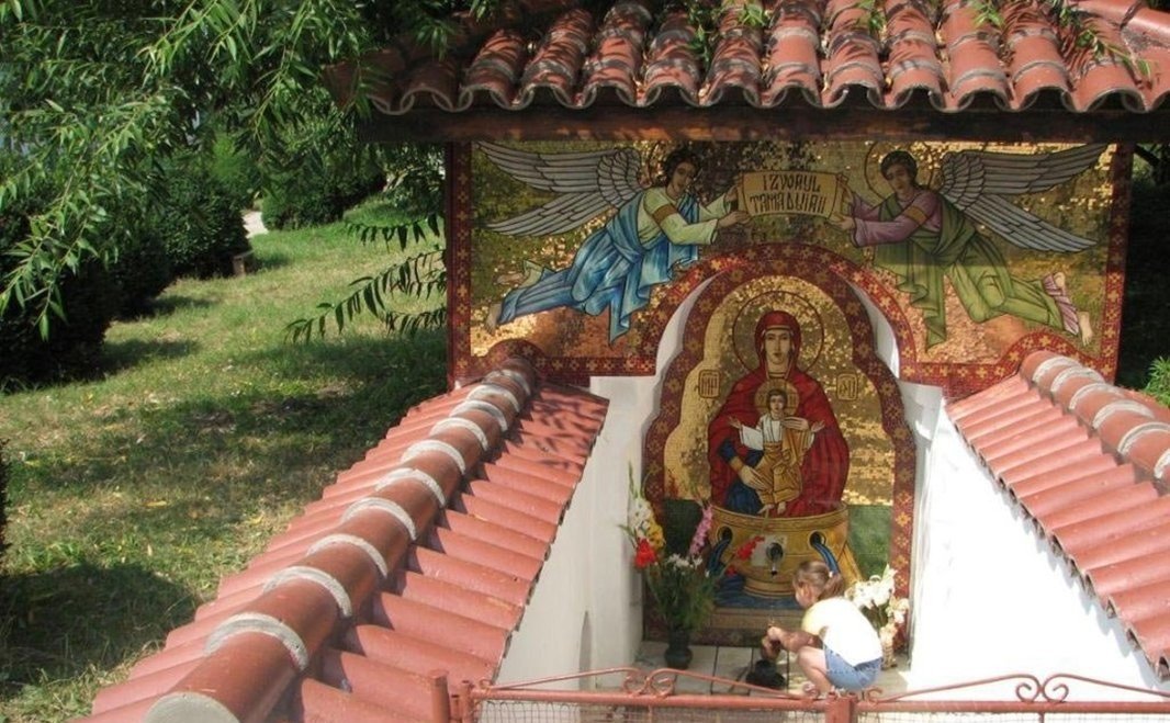 Procesiuni la izvoare tămăduitoare din țara noastră 360124