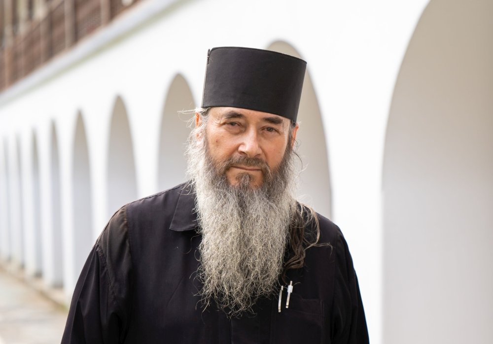 Toate se bucură și preaînalță un cânt 360042