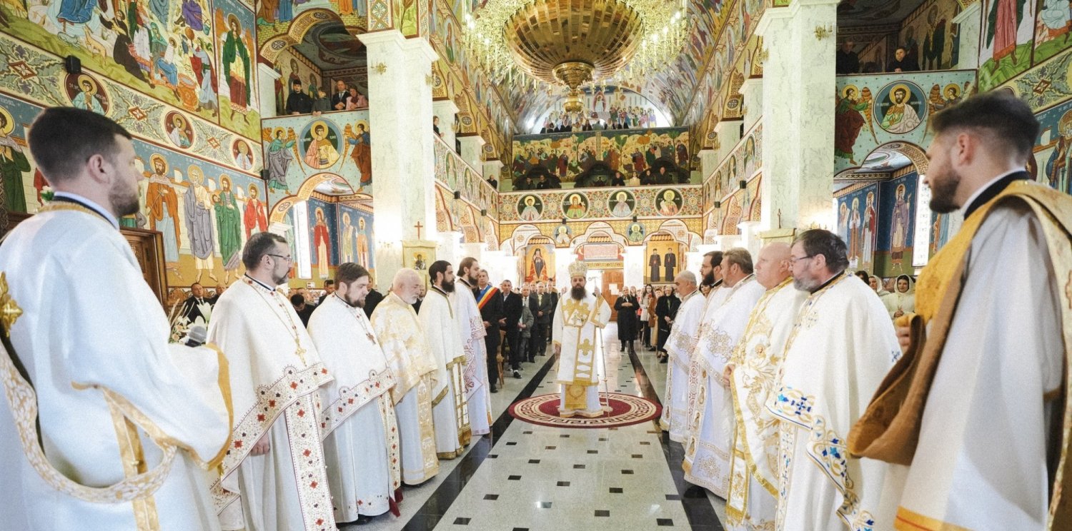 Binecuvântare pentru credincioşii din Șimleu Silvaniei, Episcopia Sălajului 360176