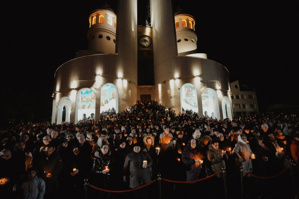 Binecuvântare pentru credincioşii din Șimleu Silvaniei, Episcopia Sălajului 360183