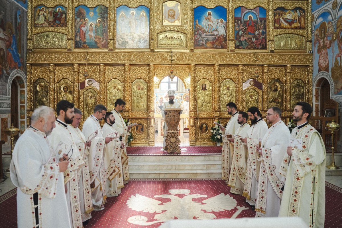 Binecuvântare pentru credincioşii din Șimleu Silvaniei, Episcopia Sălajului 360186