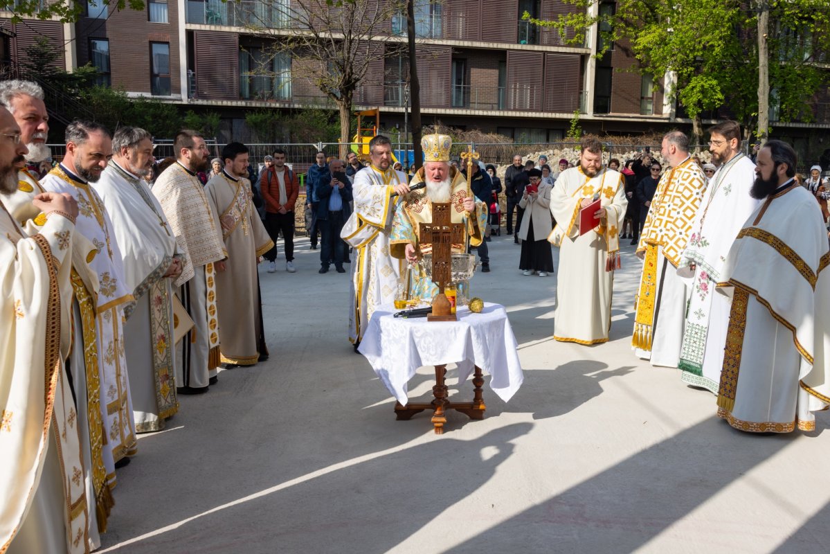Înnoire de hram la Biserica Mavrogheni din Capitală 360404