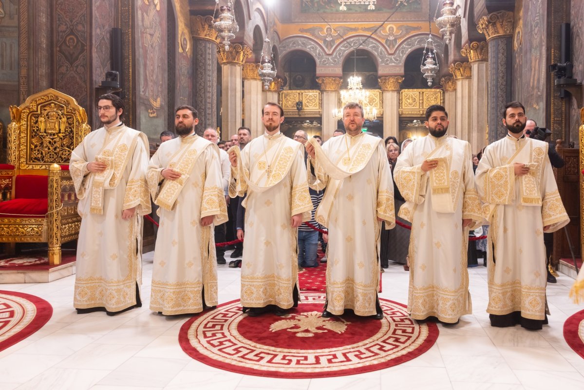 Duminica Sfântului Apostol Toma la Catedrala Patriarhală 360347