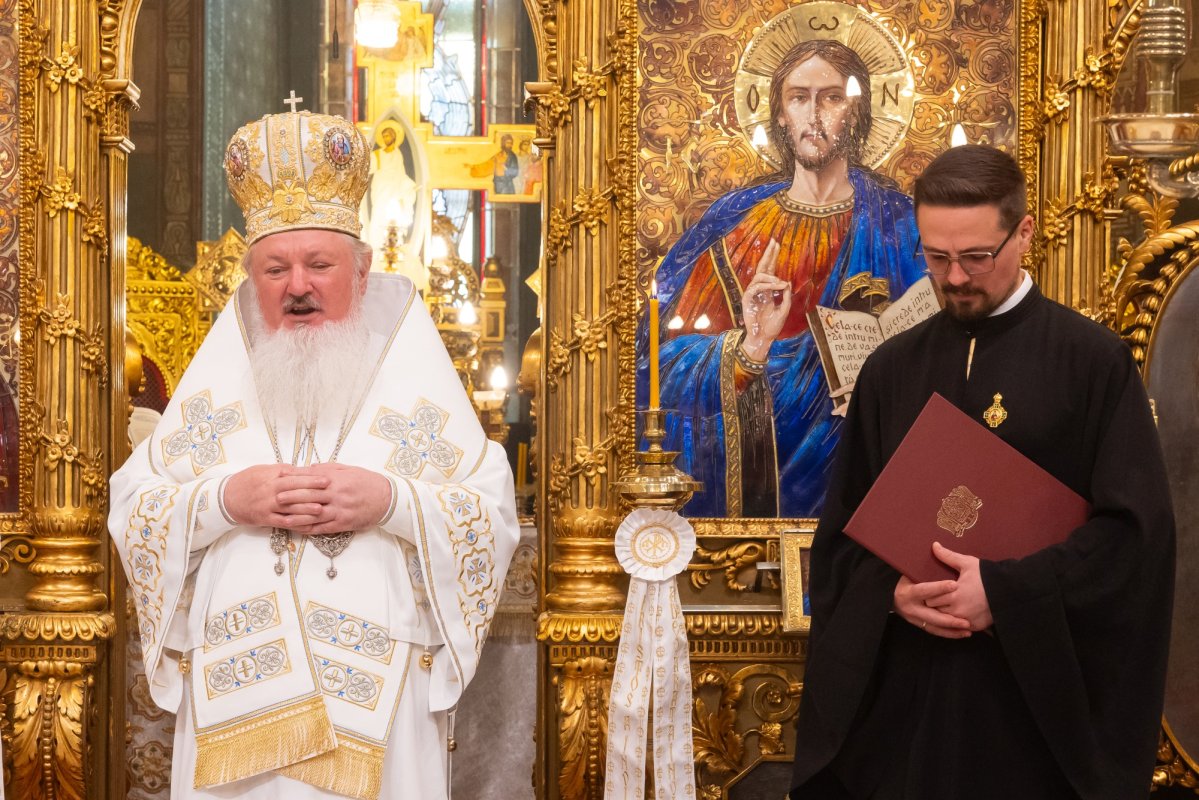 Duminica Sfântului Apostol Toma la Catedrala Patriarhală 360353