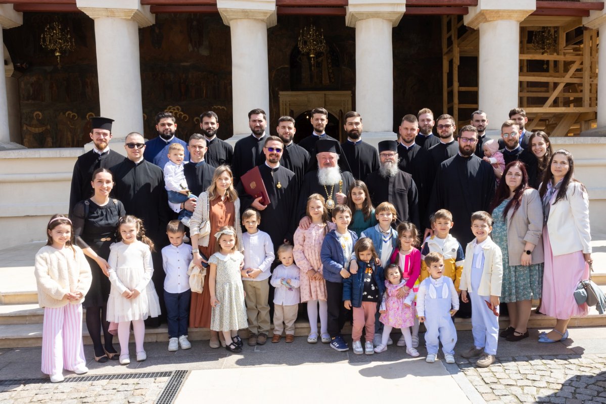 Duminica Sfântului Apostol Toma la Catedrala Patriarhală 360354