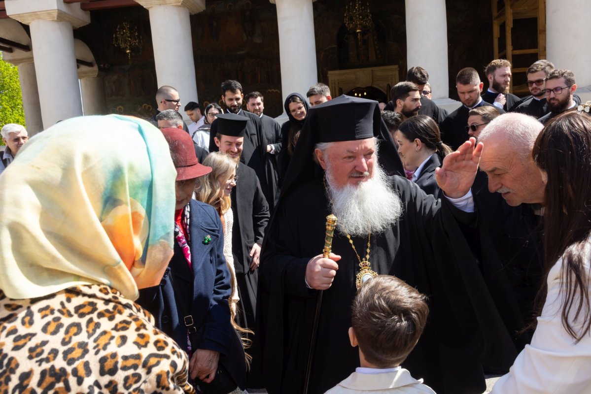 Duminica Sfântului Apostol Toma la Catedrala Patriarhală 360355