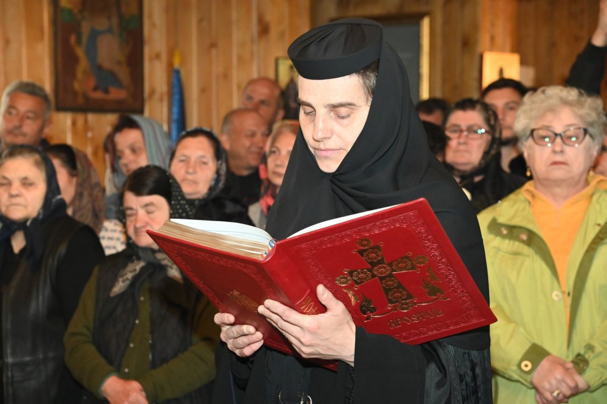 Hramul Mănăstirii „Izvorul Tămăduirii” - Drugănescu din Giurgiu 360471