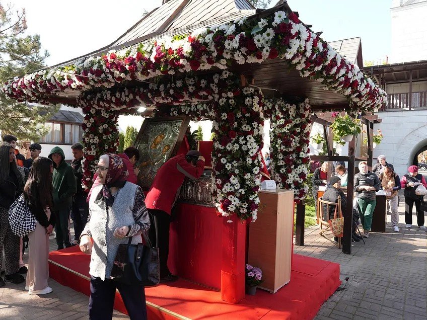 Icoană din Moldova la hramul unei mănăstiri istorice din Bărăgan 360463