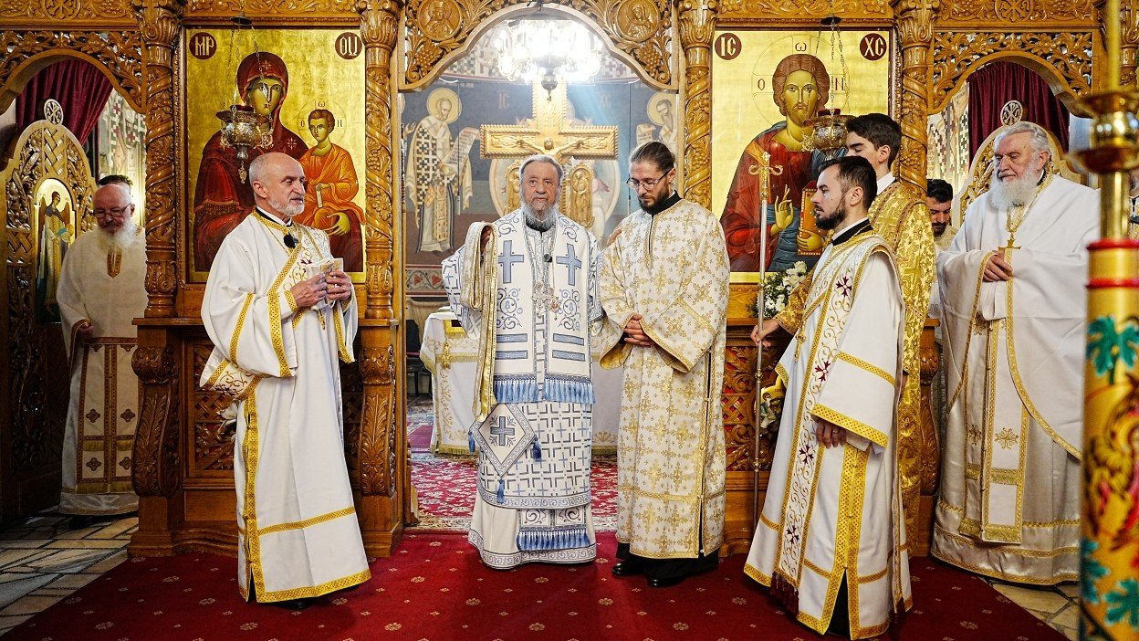 Liturghie arhierească la Sibiu în Duminica Sfântului Apostol Toma 360439