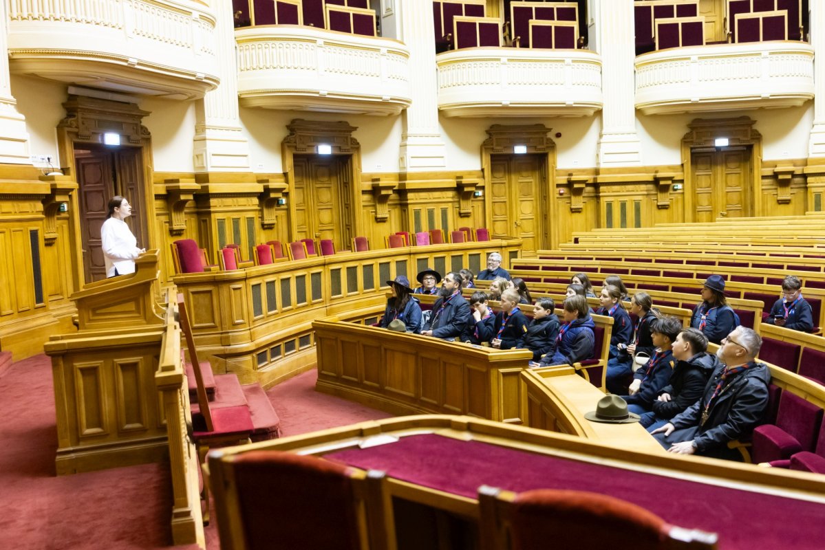 Cercetași români din Franța, în vizită la Patriarhia Română 360534