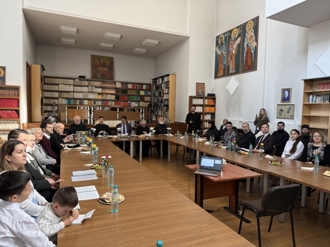 Teză de doctorat a unui preot din diasporă la Facultatea „Justinian Patriarhul” 360532