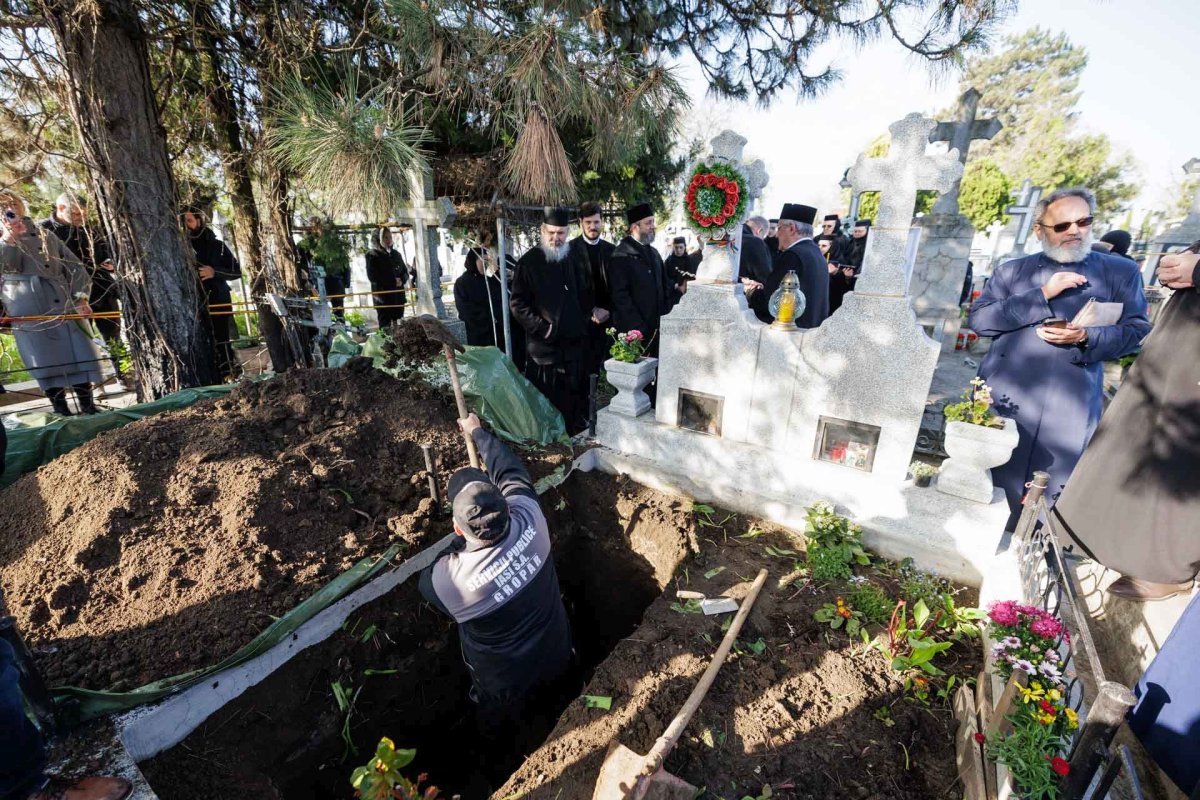 Au fost deshumate moaștele Sfintei Blandina de la Iași 360629