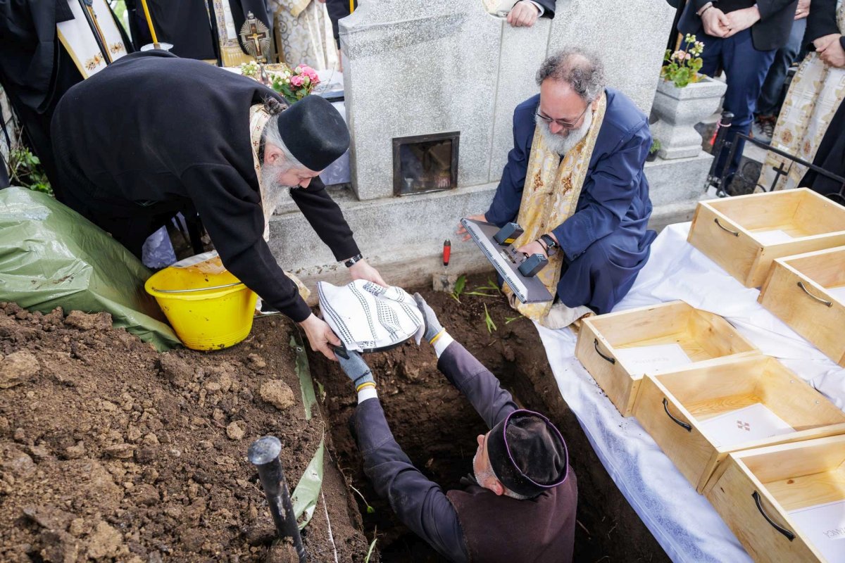 Au fost deshumate moaștele Sfintei Blandina de la Iași 360636