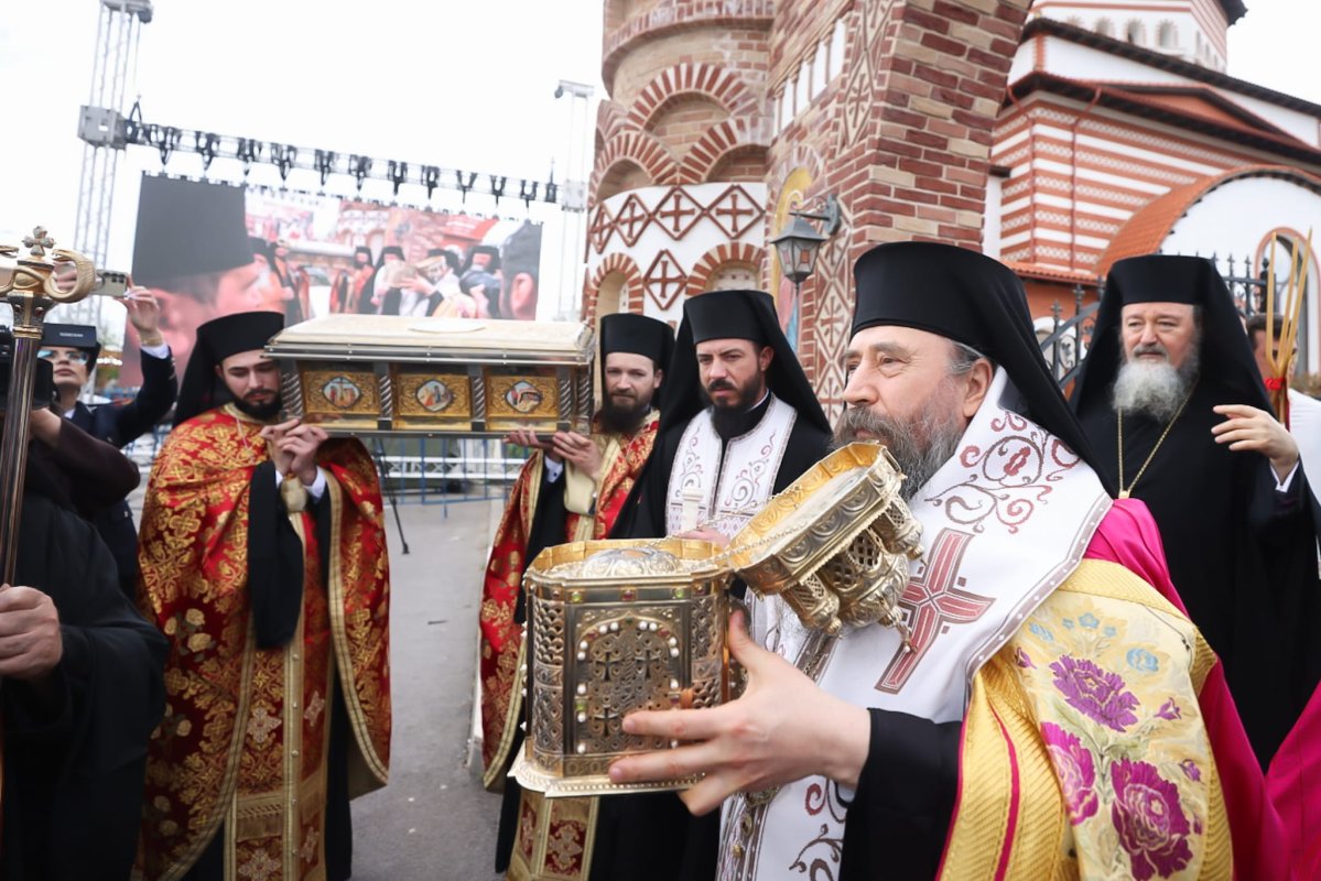 Capul Sfântului Mare Mucenic Gheorghe la Mănăstirea Pantocrator 360621