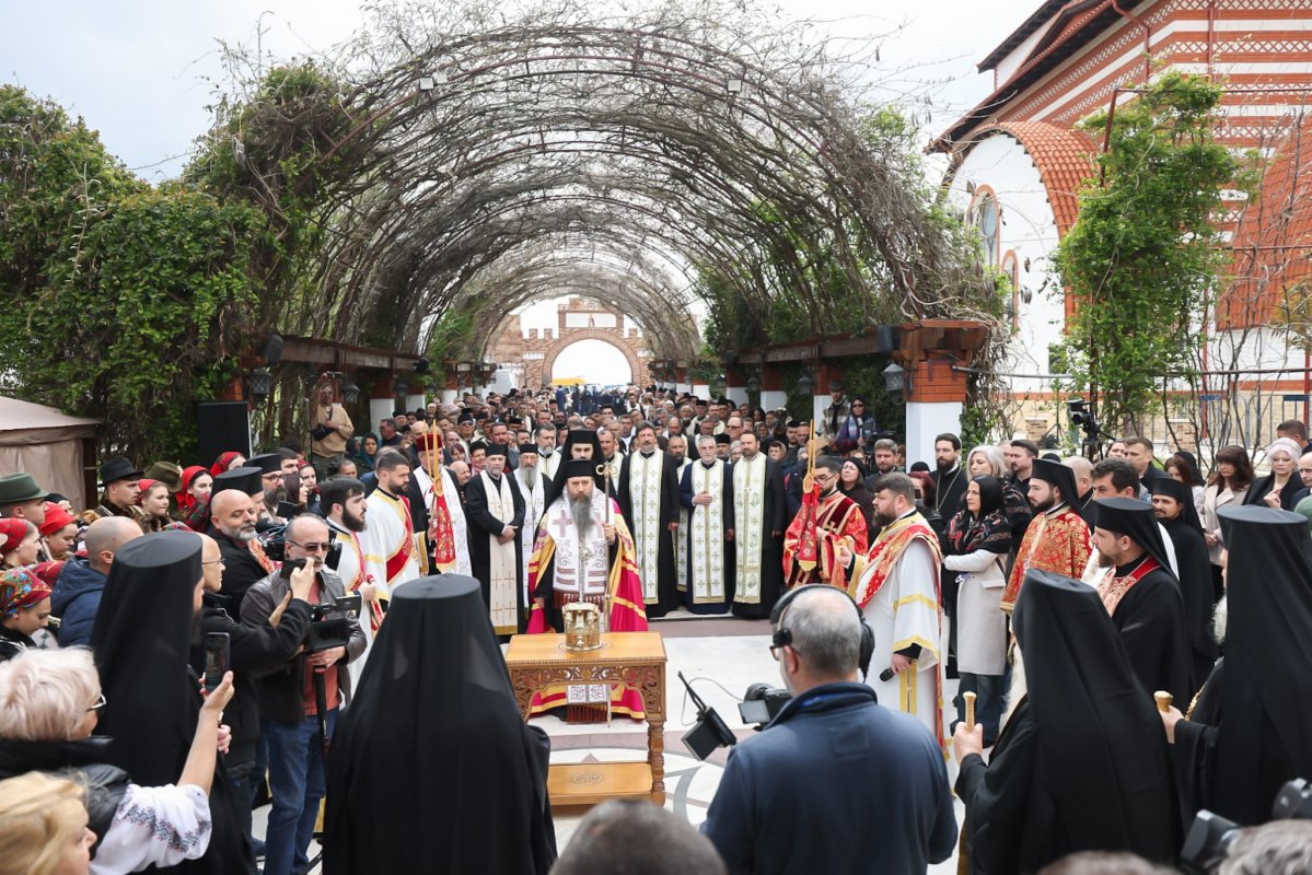 Capul Sfântului Mare Mucenic Gheorghe la Mănăstirea Pantocrator 360625