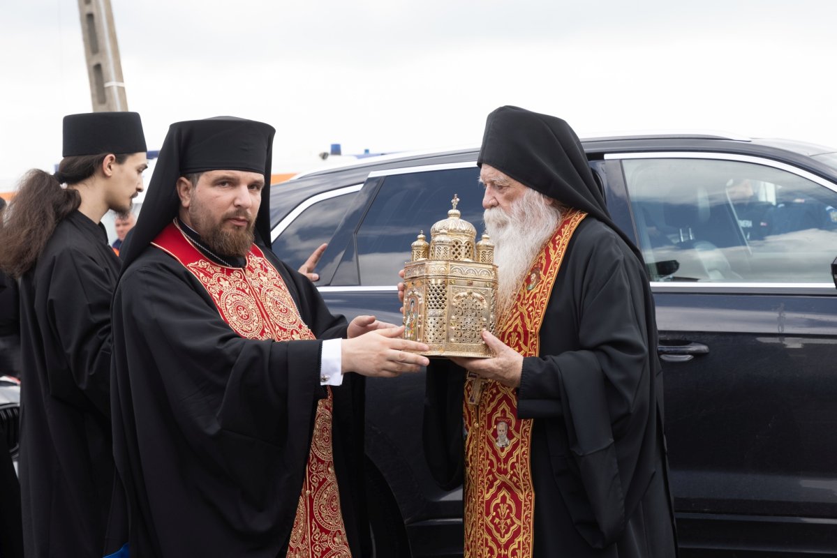 Capul Sfântului Mare Mucenic Gheorghe la Mănăstirea Pantocrator 360707