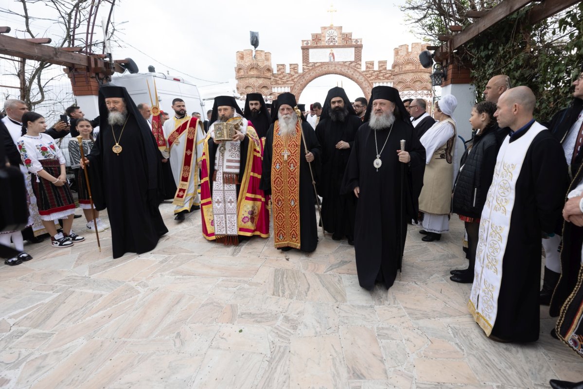 Capul Sfântului Mare Mucenic Gheorghe la Mănăstirea Pantocrator 360710