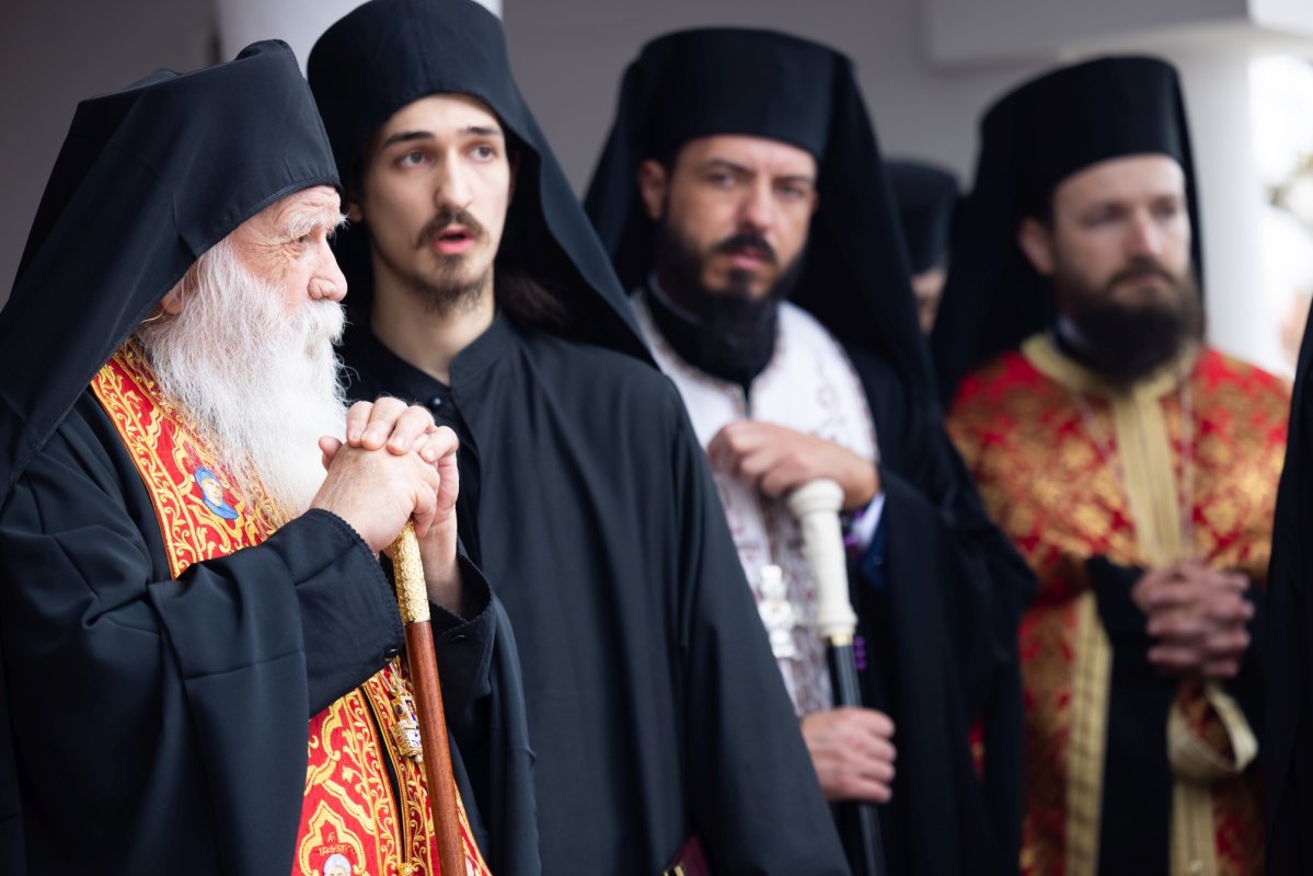 Capul Sfântului Mare Mucenic Gheorghe la Mănăstirea Pantocrator 360719