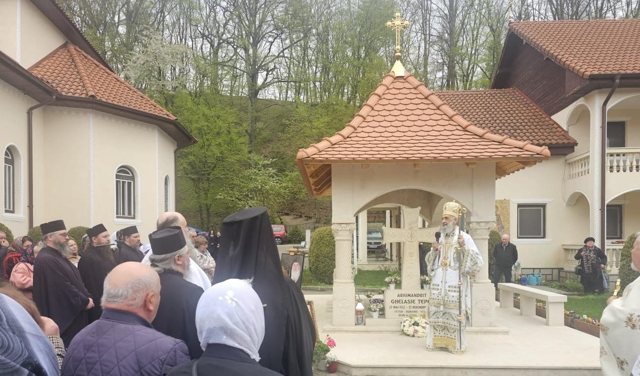 Resfințirea bisericii din Parohia Țigmandru, Mureș 360595