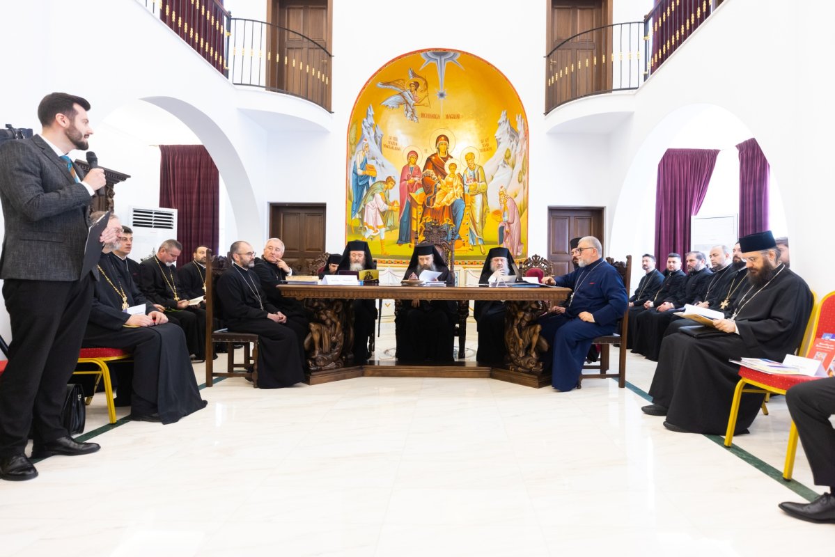 Sfințirea Bibliotecii „Magdala” și simpozion la Mănăstirea Pantocrator 360685