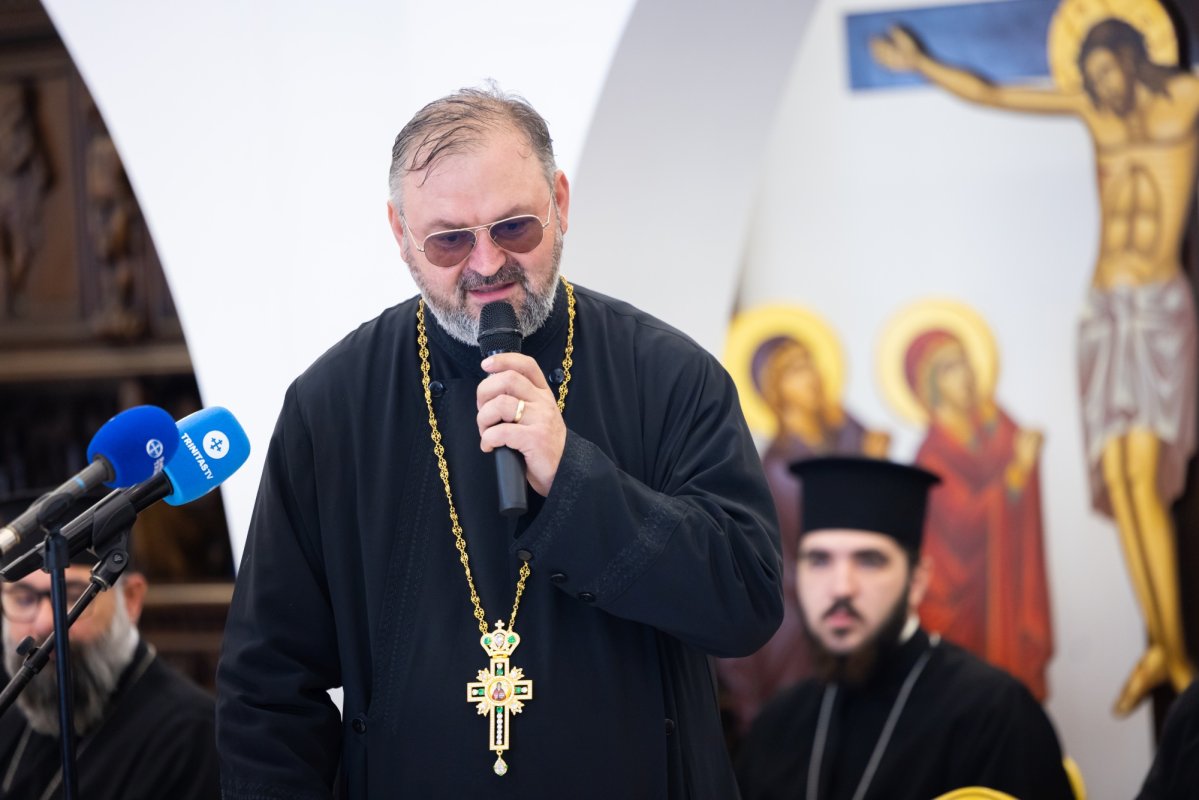 Sfințirea Bibliotecii „Magdala” și simpozion la Mănăstirea Pantocrator 360693