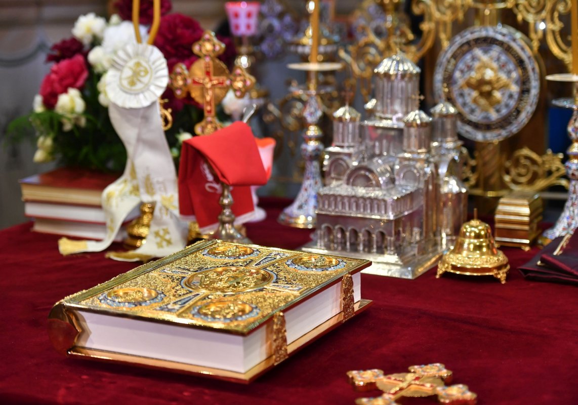 Ioan 15, 17-27; 16, 1-2 (Să vă iubiți unul pe altul!) 360733