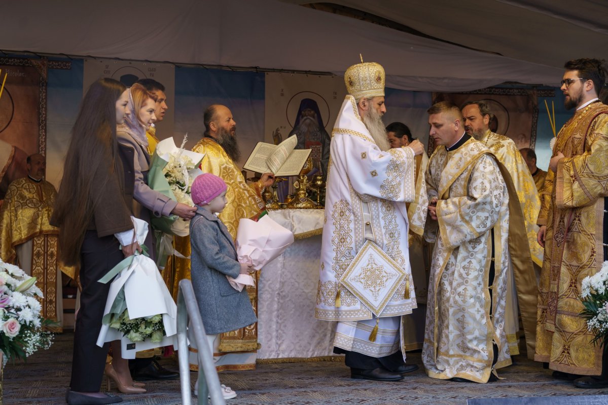 Sfântul Mare Mucenic Gheorghe cinstit la Botoșani prin rugăciune și Liturghie arhierească 360786