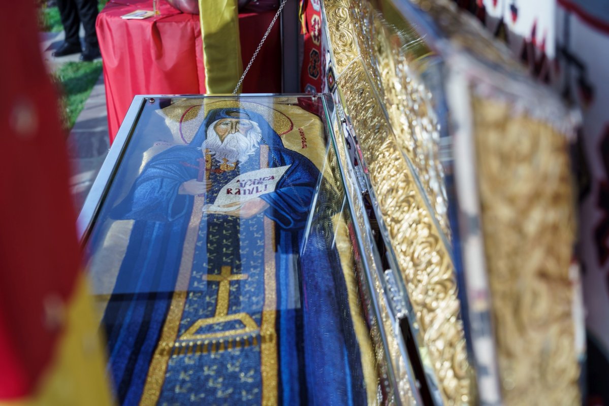 Sfântul Mare Mucenic Gheorghe cinstit la Botoșani prin rugăciune și Liturghie arhierească 360788