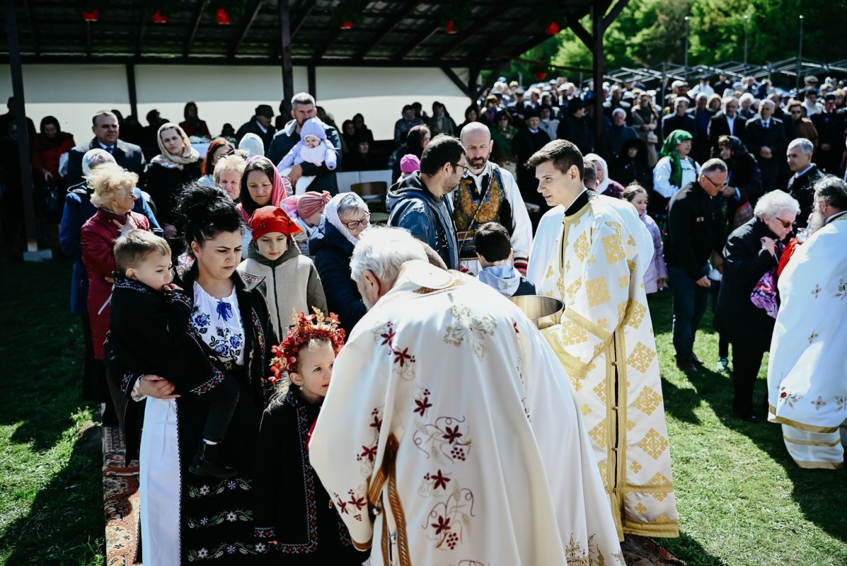 Hramul Mănăstirii „Sfântul Mare Mucenic Gheorghe” din Dej  360931