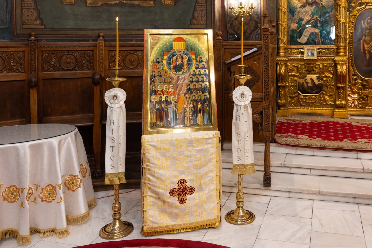 Grupul psaltic de fete „Sfânta Muceniţă Tatiana diaconiţa” la Catedrala Patriarhală 361054