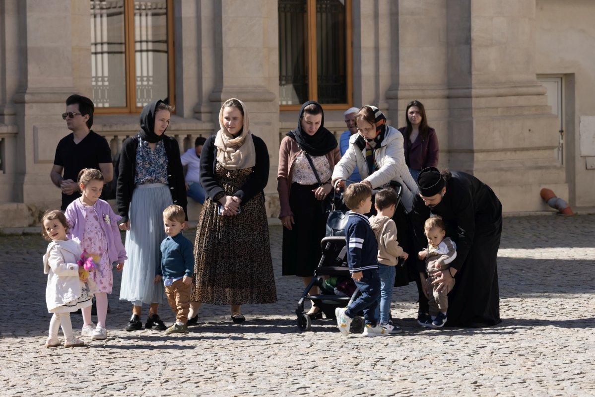 Grupul psaltic de fete „Sfânta Muceniţă Tatiana diaconiţa” la Catedrala Patriarhală 361063