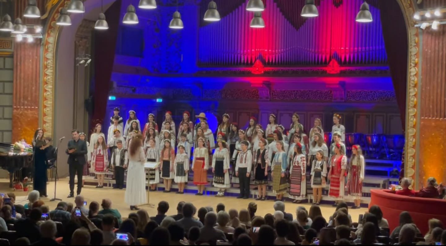 Concert „Symbol” la Ateneu 361208