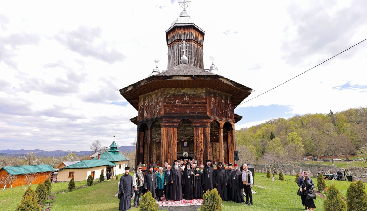 Cuviosul isihast Vasile prăznuit la ctitoria lui din munții Buzăului 361150