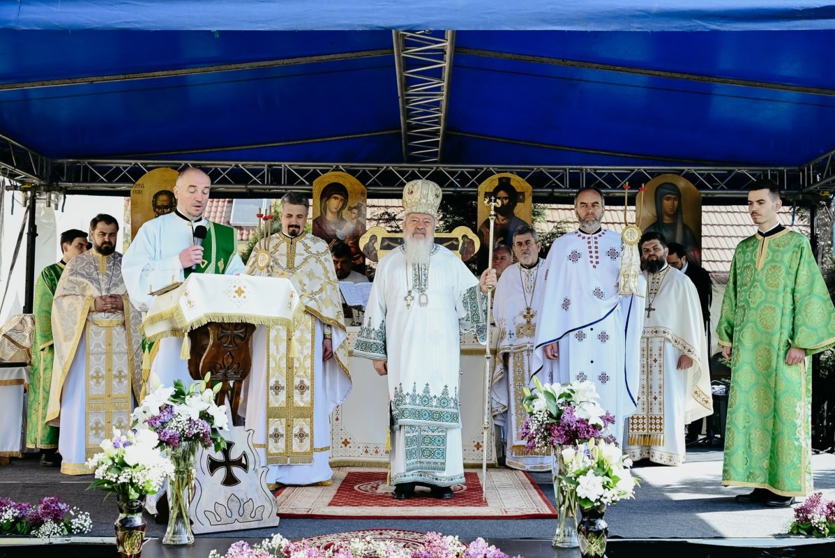 Hramul Mănăstirii „Sfânta Elisabeta” din Cluj‑Napoca 361136