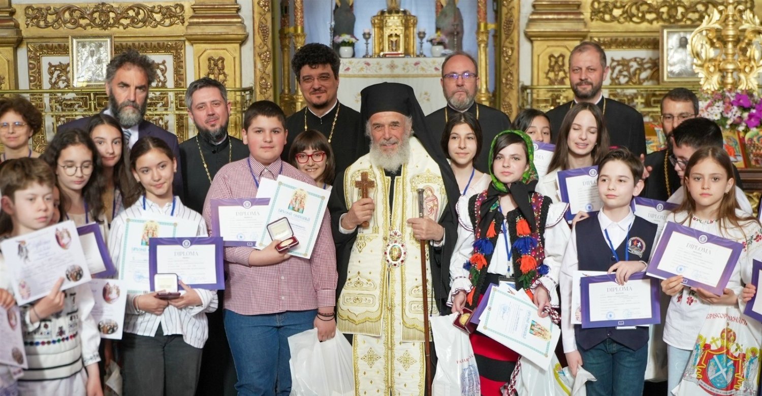 Premierea olimpicilor și prăznuirea Sfintelor Femei Românce la Dunărea de Jos 361189