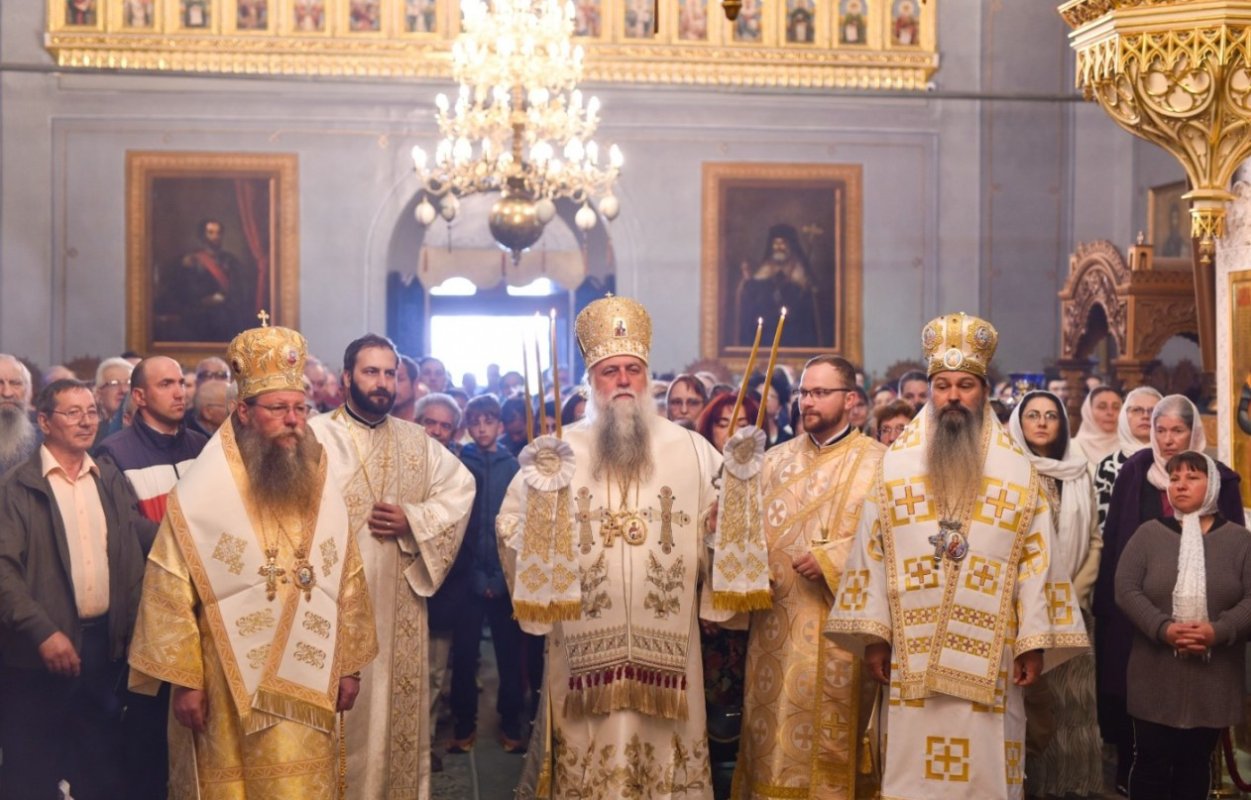 Sărbătoarea Aducerii în Oltenia a moaștelor Sfântului Ierarh Calinic de la Cernica 361191