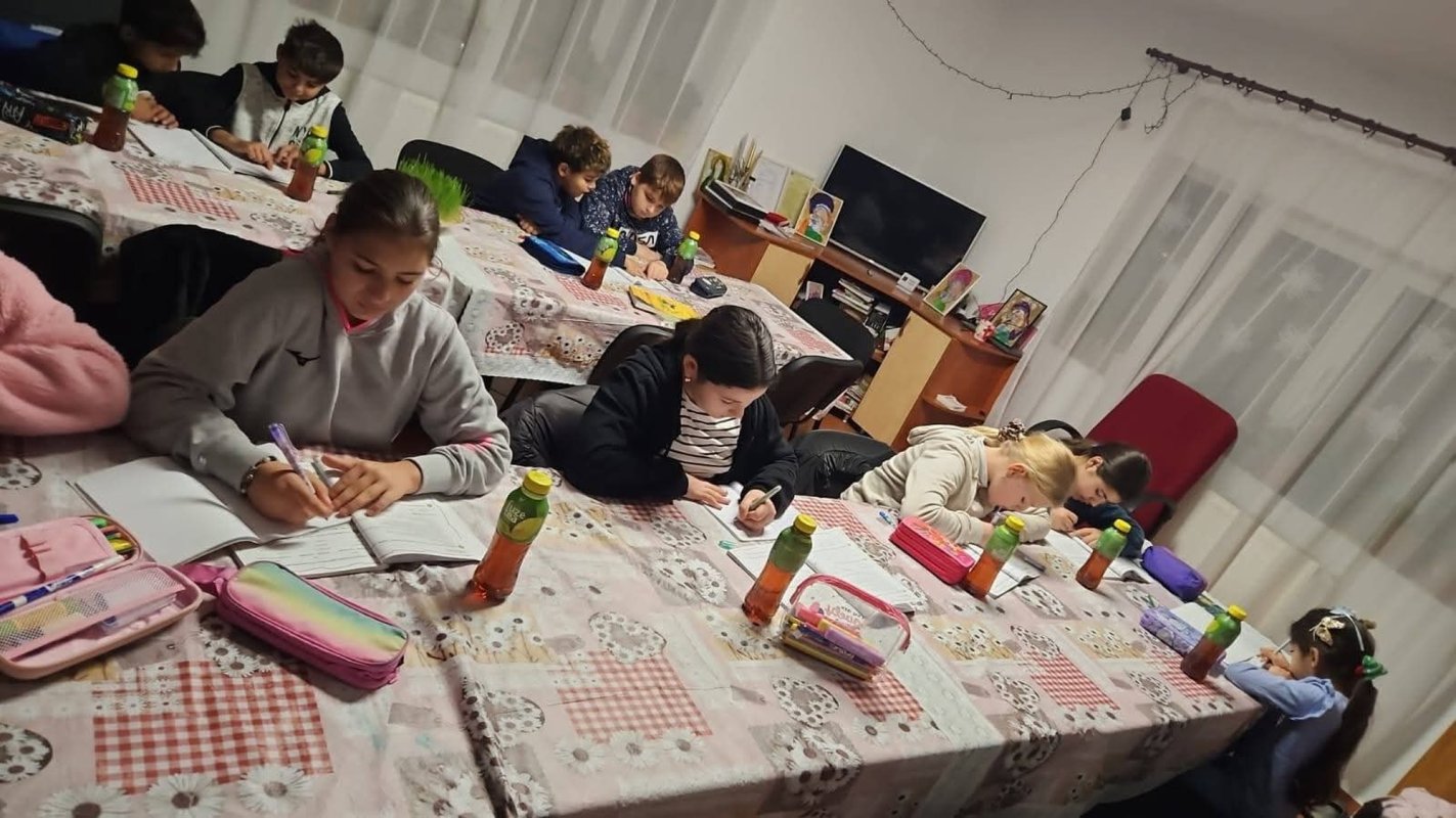 „Diaconia”-filiala Tamași, din grijă pentru copii și bătrâni 361293