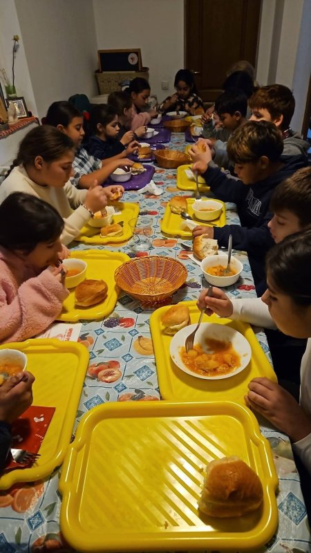 „Diaconia”-filiala Tamași, din grijă pentru copii și bătrâni 361296