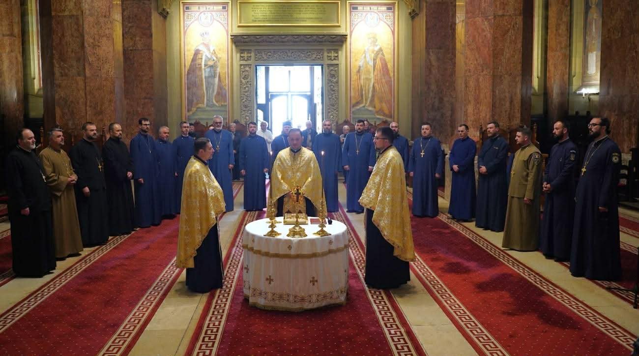 Preoții militari din cadrul Statului Major al Forțelor Aeriene Române, reuniţi la Alba Iulia 361323