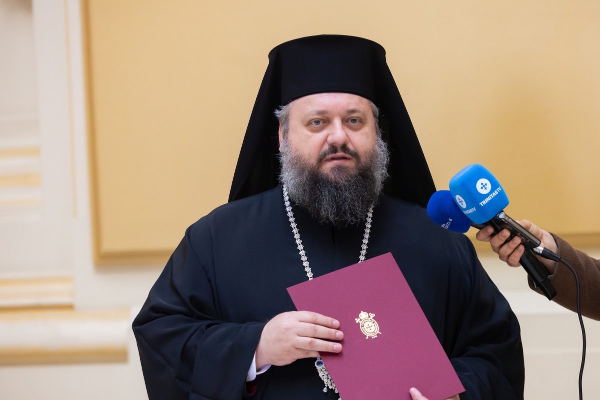 Oaspeți francofoni în vizită la Palatul Patriarhiei 361446