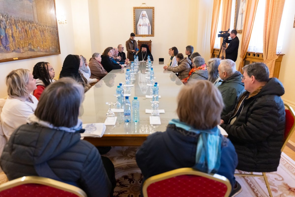Oaspeți francofoni în vizită la Palatul Patriarhiei 361451