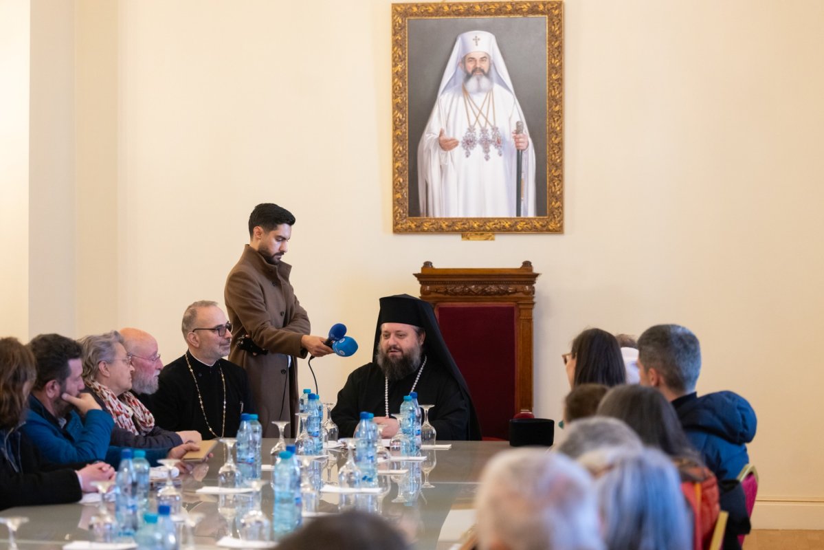 Oaspeți francofoni în vizită la Palatul Patriarhiei 361454