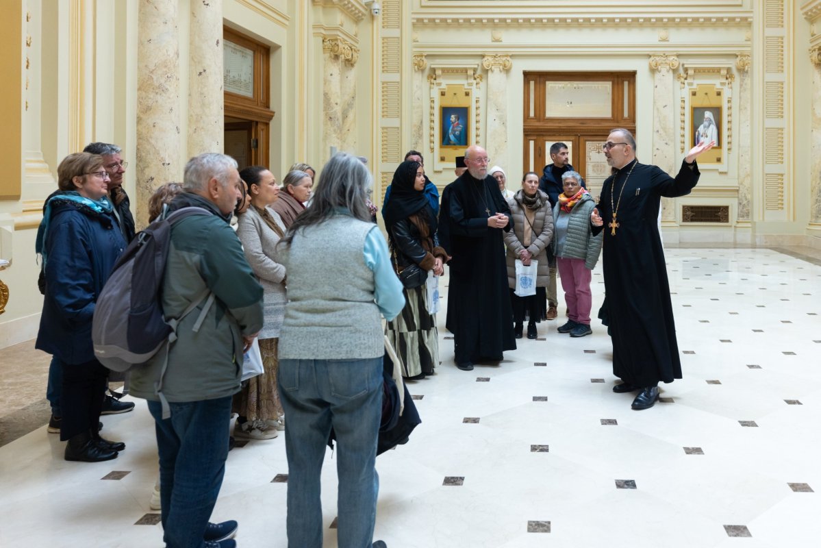 Oaspeți francofoni în vizită la Palatul Patriarhiei 361457