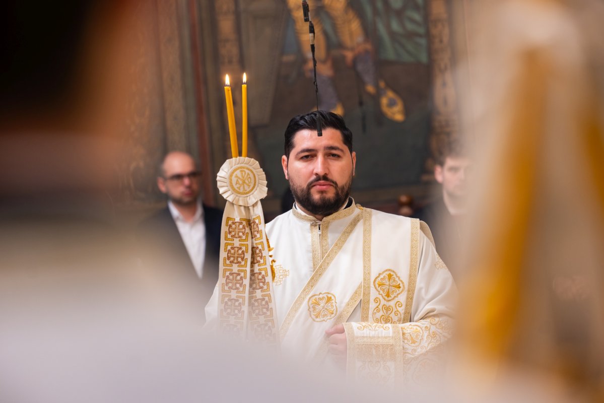 Hirotonie întru diacon la Catedrala Patriarhală din București 361533